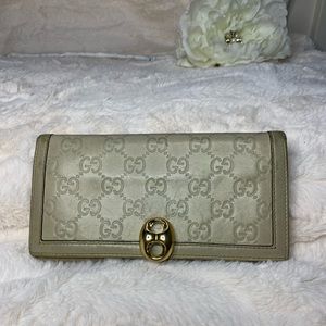 Gucci project Wallet